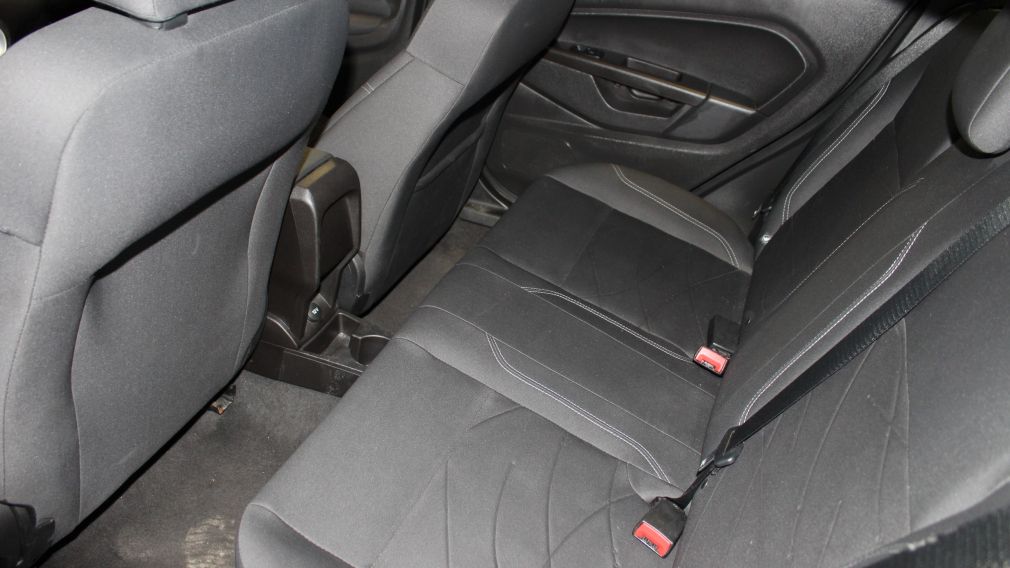 2014 Ford Fiesta SE Hatchback (Bluetooth) #48