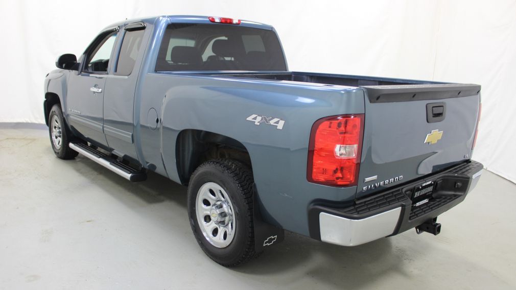 2011 Chevrolet Silverado 1500 LS Cheyenne Edition 4X4 #4