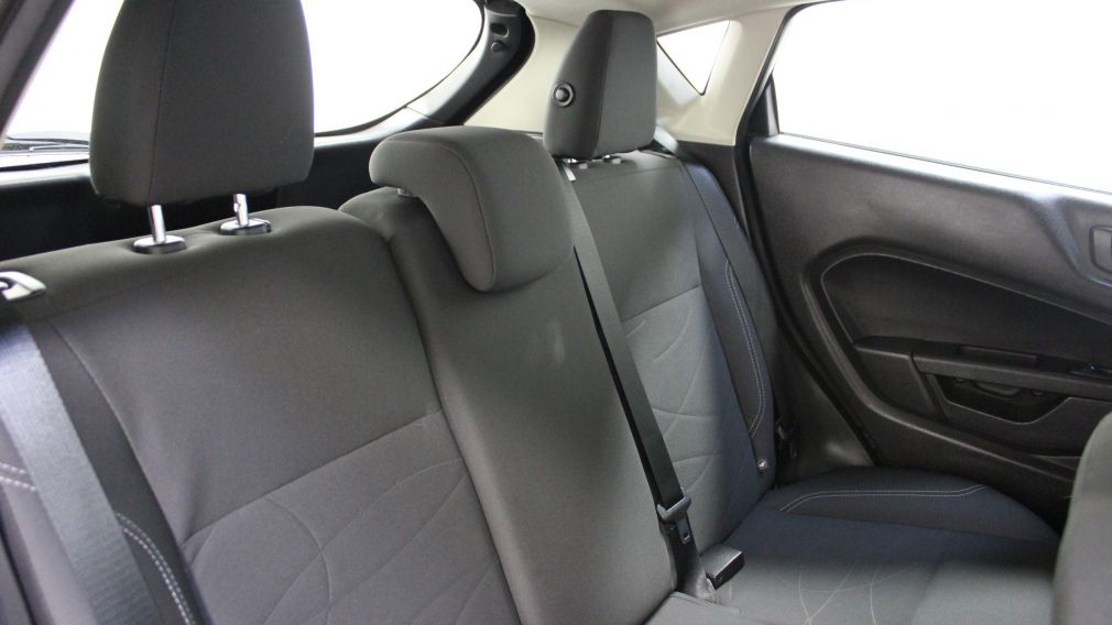 2016 Ford Fiesta SE Hatchback A/C Gr-Électrique Bluetooth #29