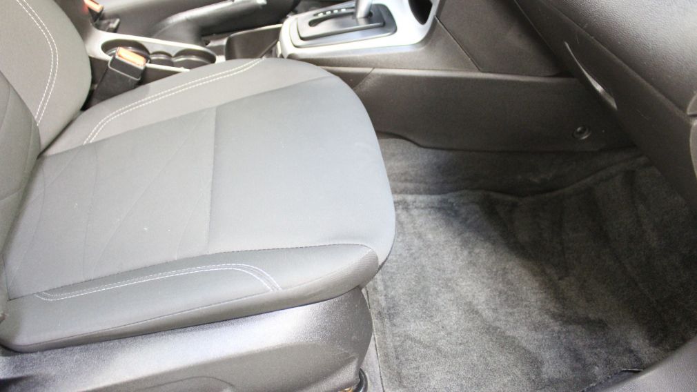 2016 Ford Fiesta SE Hatchback A/C Gr-Électrique Bluetooth #35