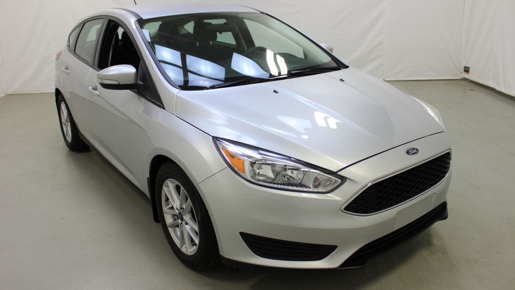 2016 Ford Focus SE Hatchback Mags Caméra Bluetooth #0