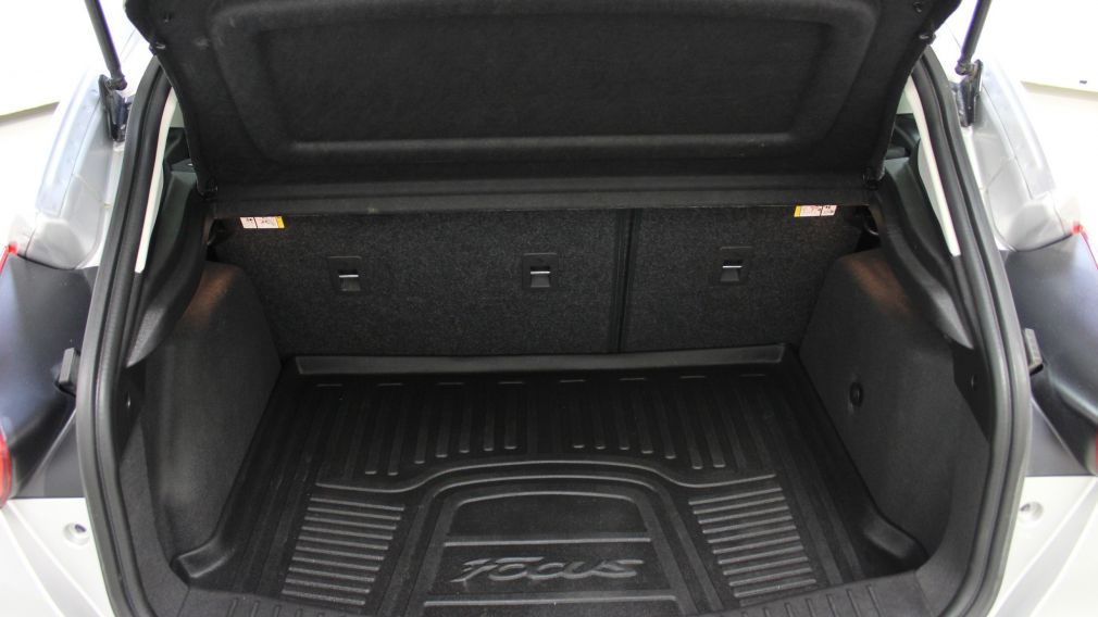 2016 Ford Focus SE Hatchback Mags Caméra Bluetooth #36