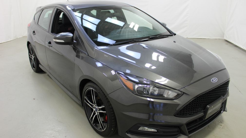 2015 Ford Focus ST Cuir-Toit-Navigation #0