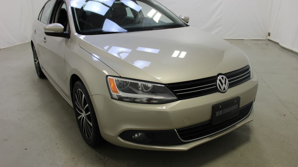 2013 Volkswagen Jetta Highline Cuir Toit-Ouvrant Mags Bluetooth #0