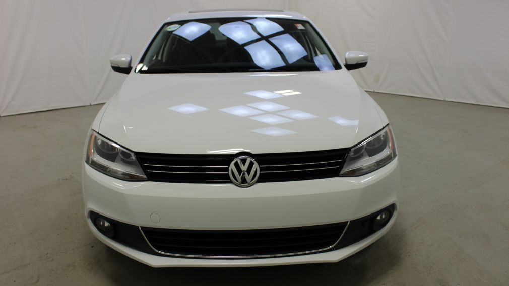 2014 Volkswagen Jetta Highline #2