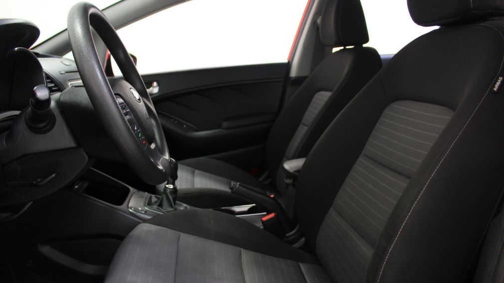 2015 Kia Forte LX+ Hatchback A/C Gr-Electrique Mags Bluetooth #20