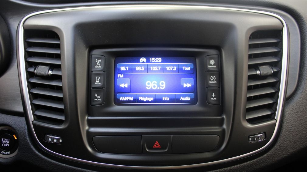 2016 Chrysler 200 LX A/C Gr-Électrique Mags Bluetooth #10