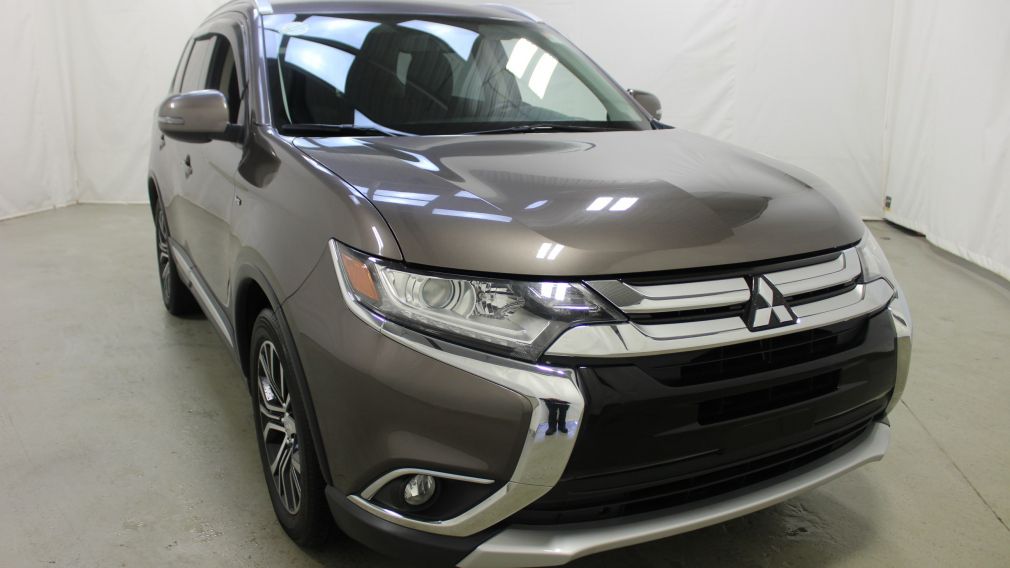 2017 Mitsubishi Outlander SE Awd  Mags Caméra Toit-Ouvrant Bluetooth #0