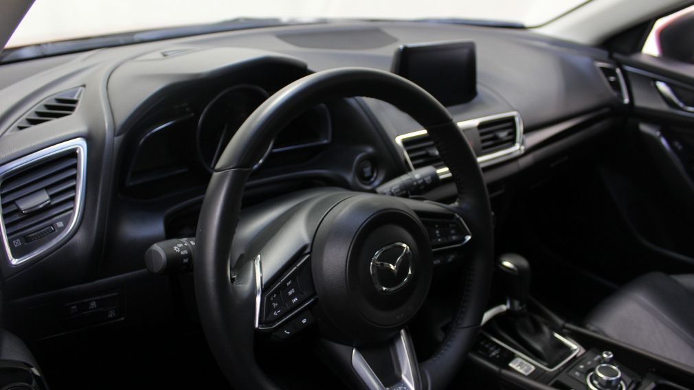 2018 Mazda 3 GT Hatchback  Toit-Ouvrant Navigation Bluetooth #25