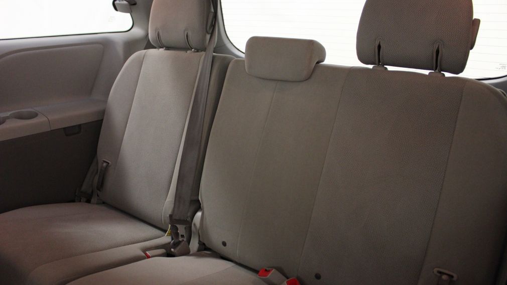 2014 Toyota Sienna 5dr 7-Passagers A/C Gr-Électrique Mags #23