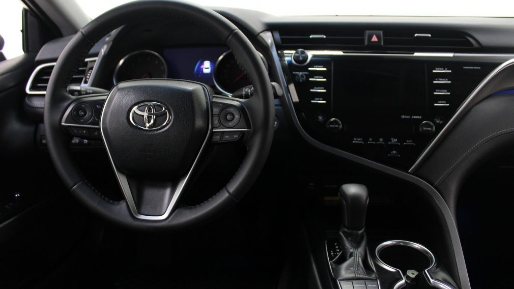 2018 Toyota Camry XSE #10