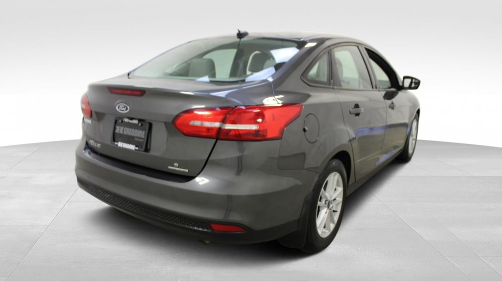 2015 Ford Focus SE #6