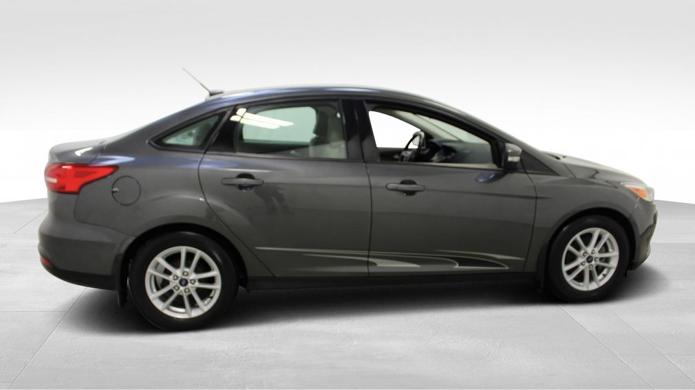 2015 Ford Focus SE #8