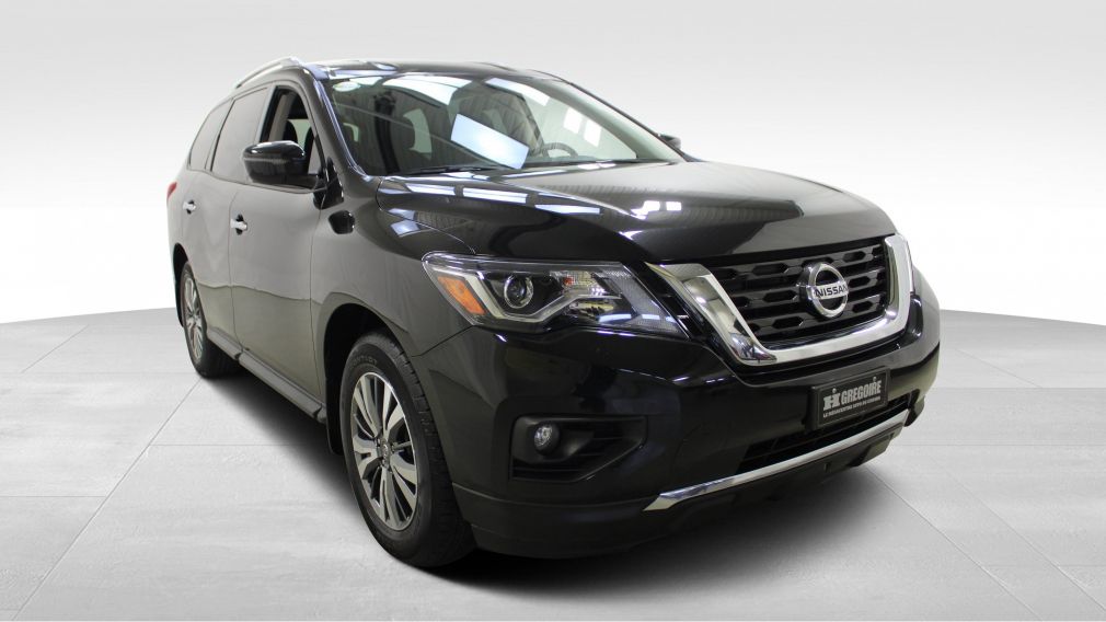 2019 Nissan Pathfinder SV Tech AWD #0