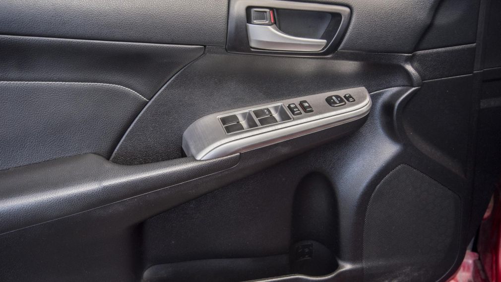 2014 Toyota Camry SE + CUIR + GPS + MAGS + TRÈS BAS KILO!!! #22