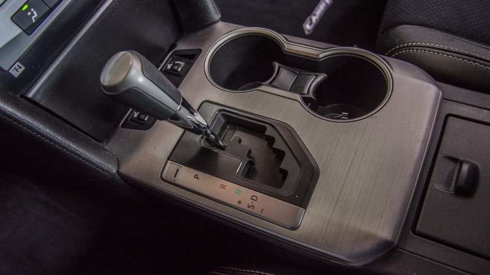 2014 Toyota Camry SE + CUIR + GPS + MAGS + TRÈS BAS KILO!!! #41