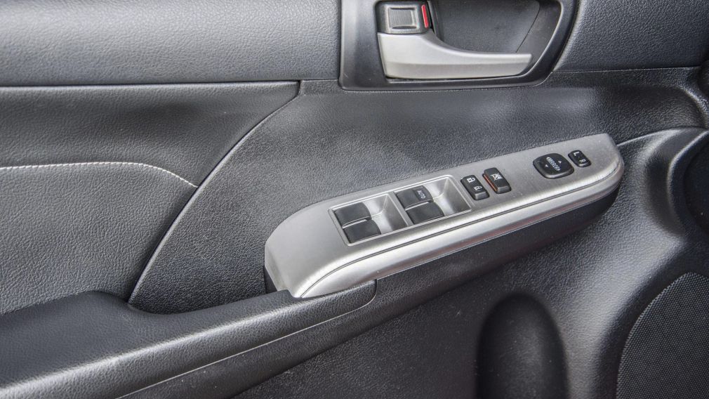 2014 Toyota Camry SE + CUIR + GPS + MAGS + TRÈS BAS KILO!!! #50