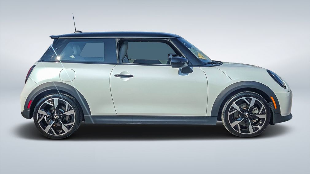 2025 Mini Cooper S — photo 8
