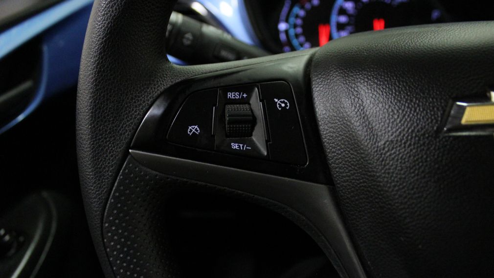 2017 Chevrolet Spark LT Hatchback A/C Gr-Électrique Mags Bluetooth #14