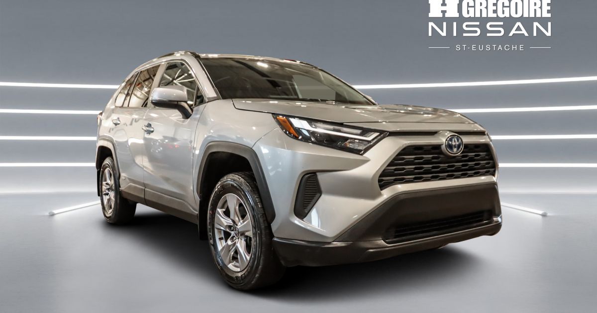 Toyota Rav 4 2023 Hybrid XLE AWD TOIT OUVRANT SIÈGES CHAUFFANTS usagée ...