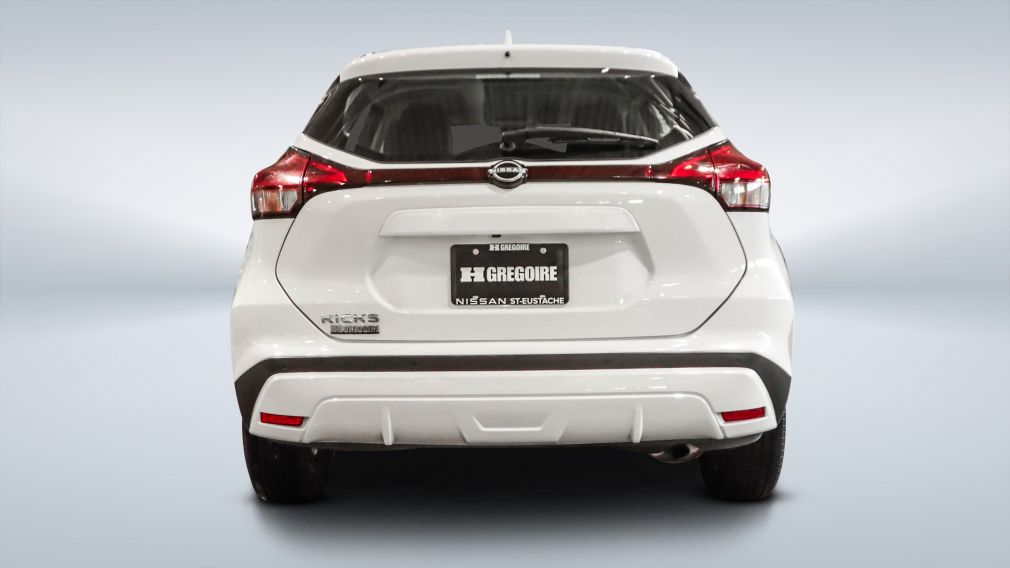 2024 Nissan Kicks — photo 8