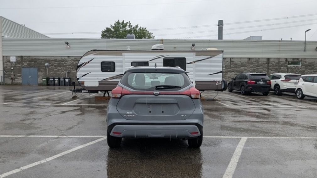 2024 Nissan Kicks — photo 8