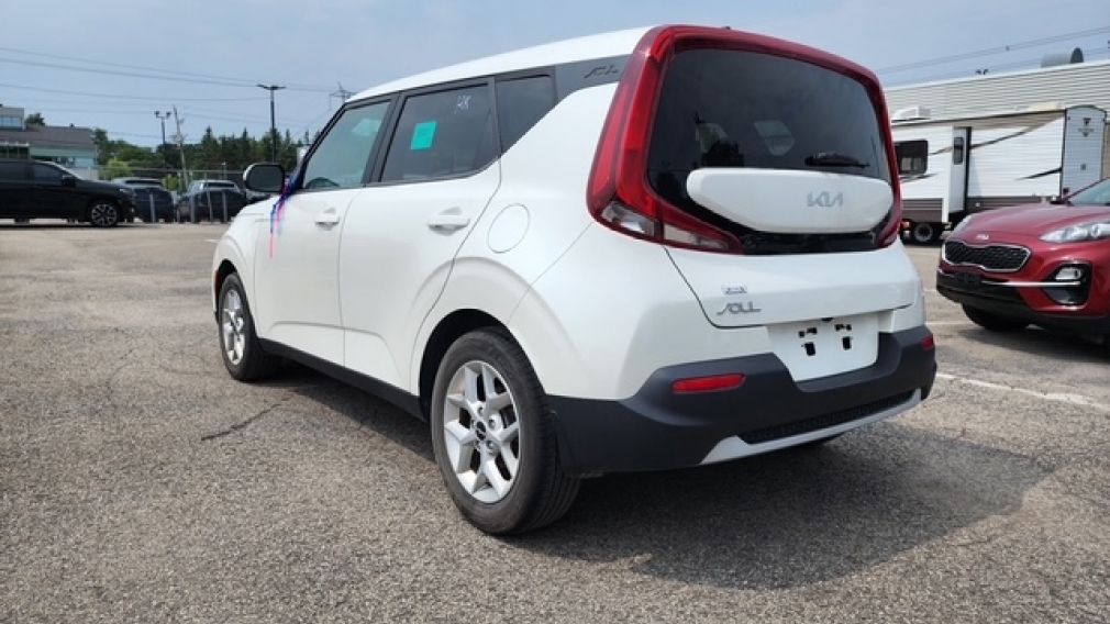 2022 Kia Soul — photo 6