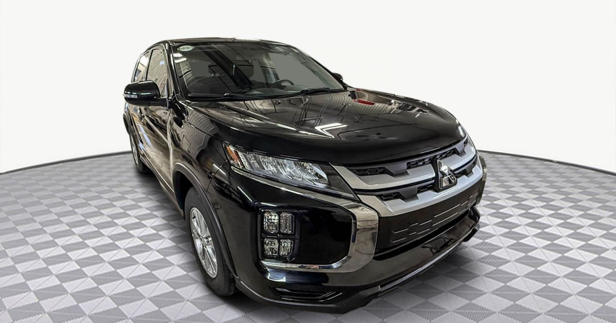 Mitsubishi RVR 2023 SE usagée et d’occasion à vendre chez HGregoire