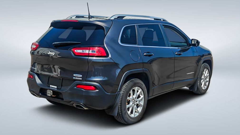 2016 Jeep Cherokee — photo 7