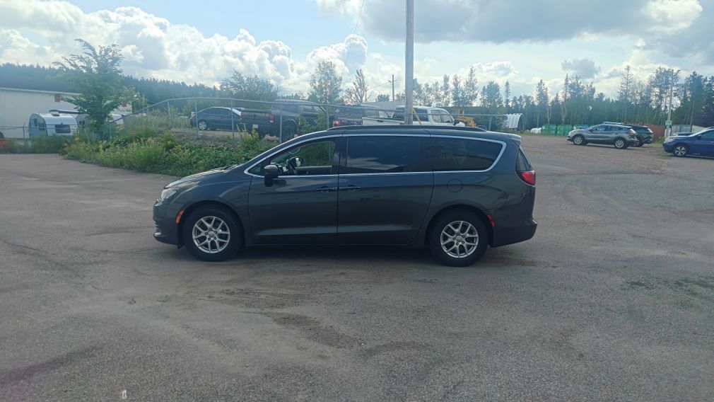 2019 Chrysler Pacifica — photo 4