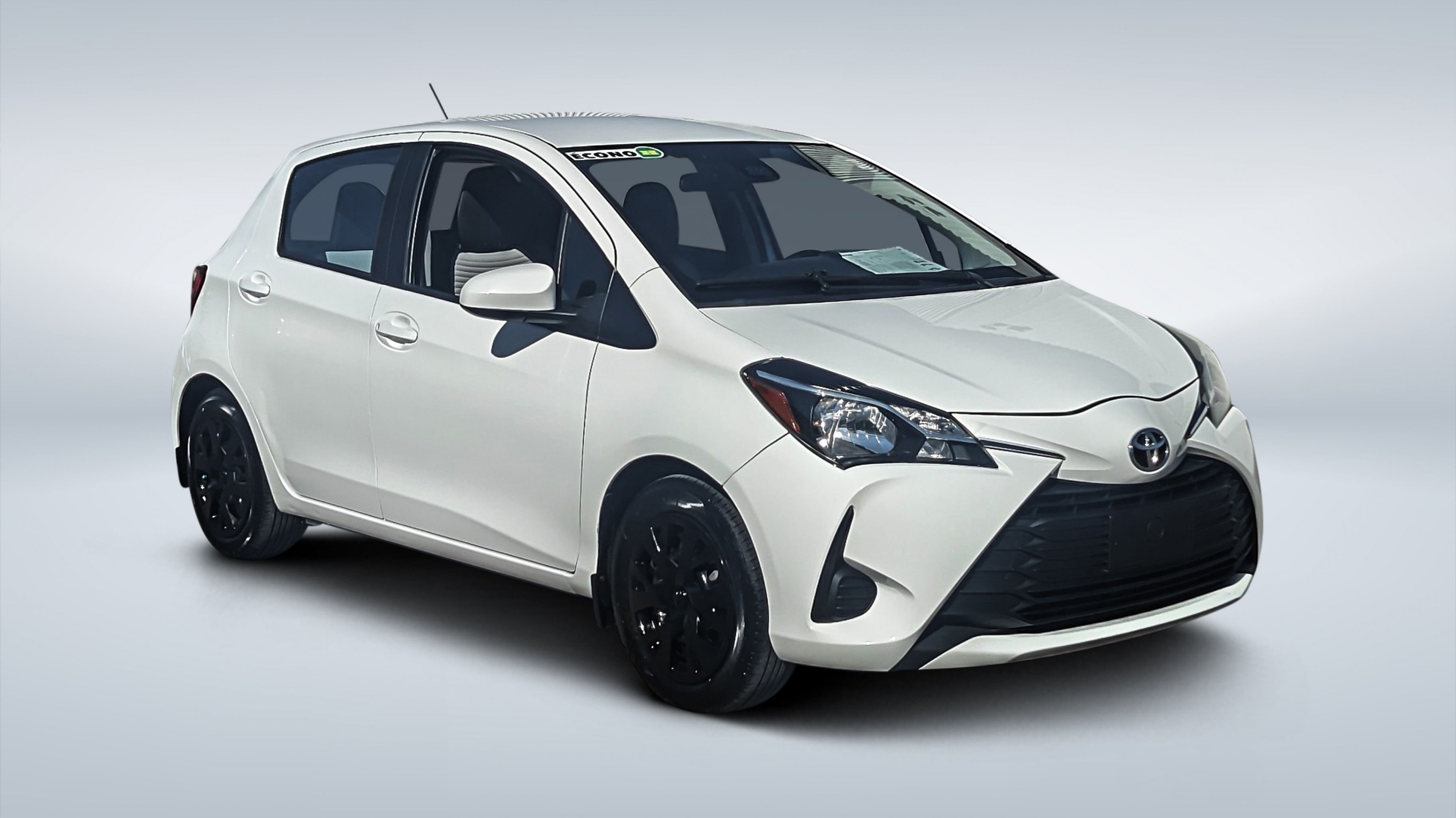 2018 Toyota Yaris — Monbili