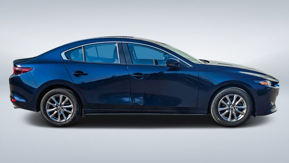 2024 Mazda 3 — photo 8