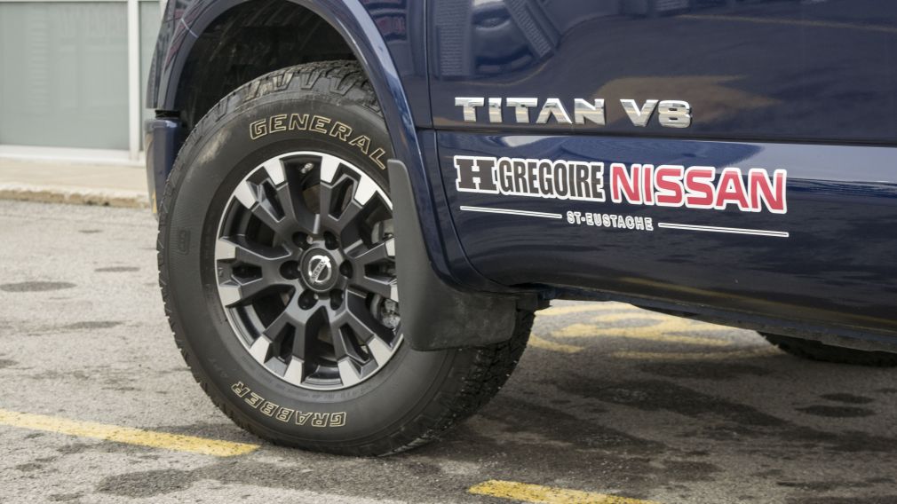 2018 Nissan Titan PRO-4X #17