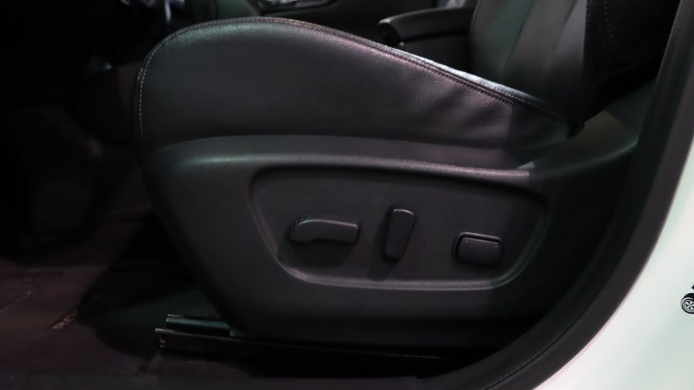 2018 Nissan Rogue SL+ AWD + CUIR + TOIT + GPS!!! #15