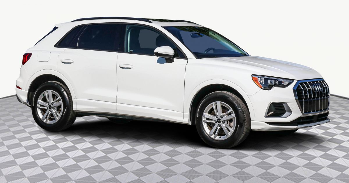 Audi Q3 2022 Komfort AWD - BAS KM - TOIT PANORAMIQUE usagée et d ...