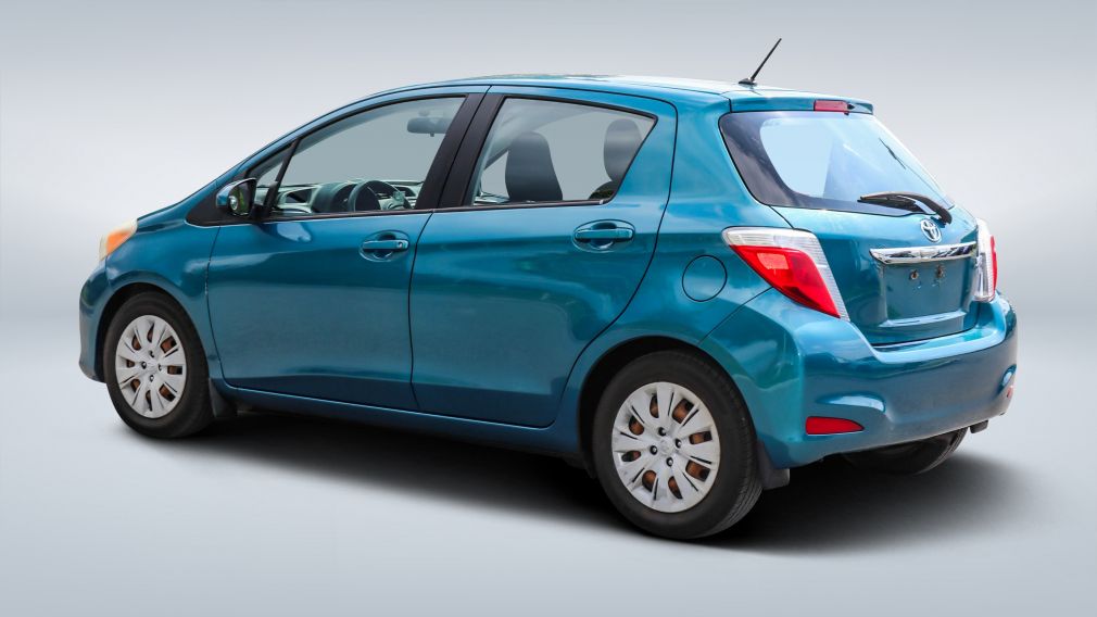 2014 Toyota Yaris — photo 5