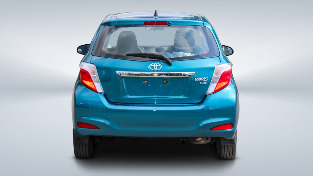 2014 Toyota Yaris — photo 6