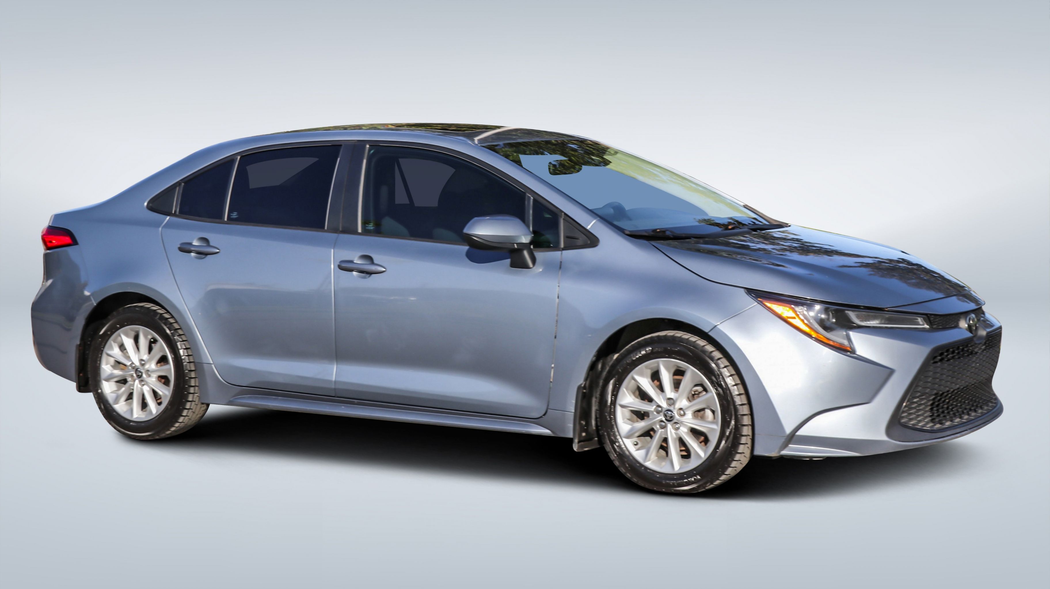 2020 Toyota Corolla (Toit ouvrant) — Monbili
