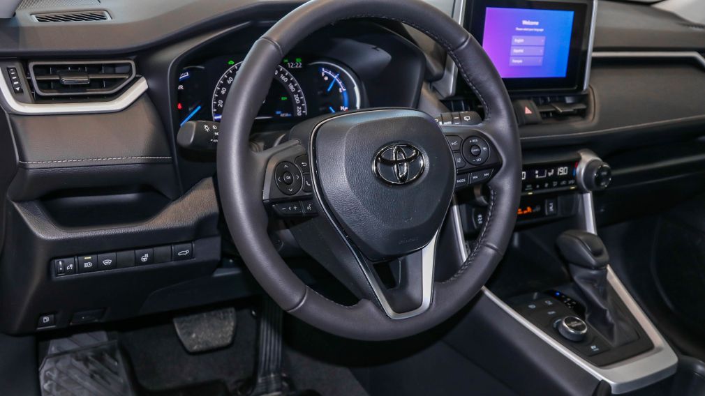 2023 Toyota Rav 4 Hybrid XLE #9