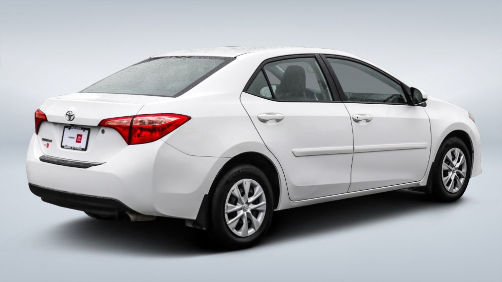 2018 Toyota Corolla — photo 7