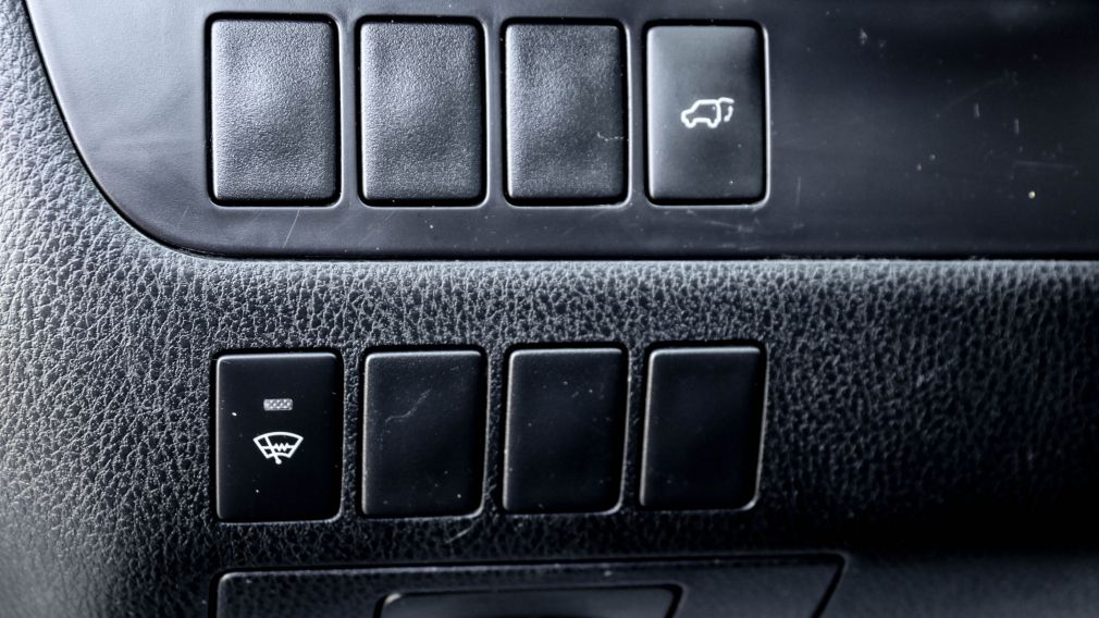 2016 Toyota Highlander XLE l AWD - CUIR - TOIT - MAG - NAV - USB - BLUETO #28