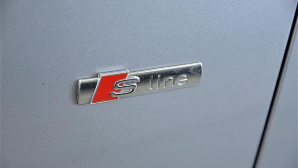 2015 Audi A4 Komfort S-Line 6-Vitesses Sunroof Cuir Bluetooth #11