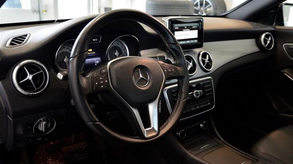 2014 Mercedes Benz CLA250 CLA250 AWD Cuir-Chauffant Bluetooth HID/MP3 #5