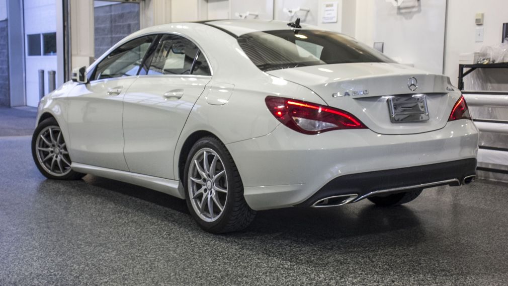 2017 Mercedes Benz CLA250 CLA250 AWD Panoramique Cuir-Chauffant Bluetooth #4