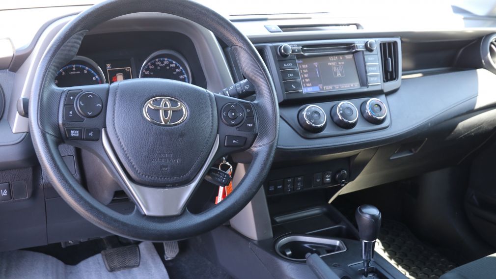 2018 Toyota Rav 4 LE  AWD - CAM DE RECUL - AIR CLIMATISE - VITRE ELE #10