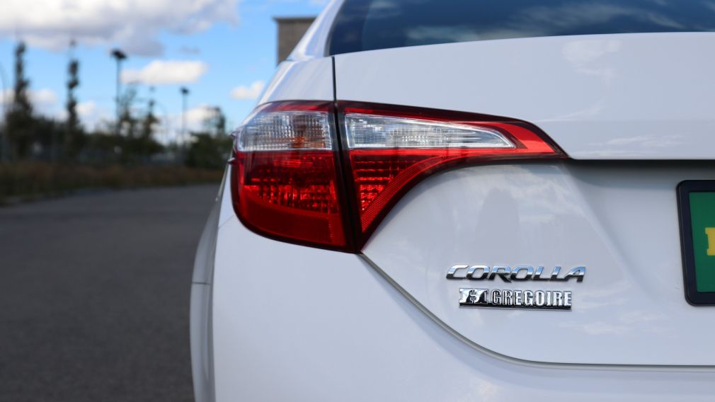 2015 Toyota Corolla LE #27