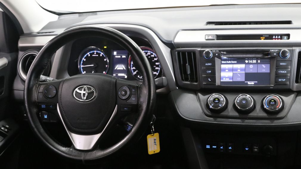 2018 Toyota Rav 4 LE #24