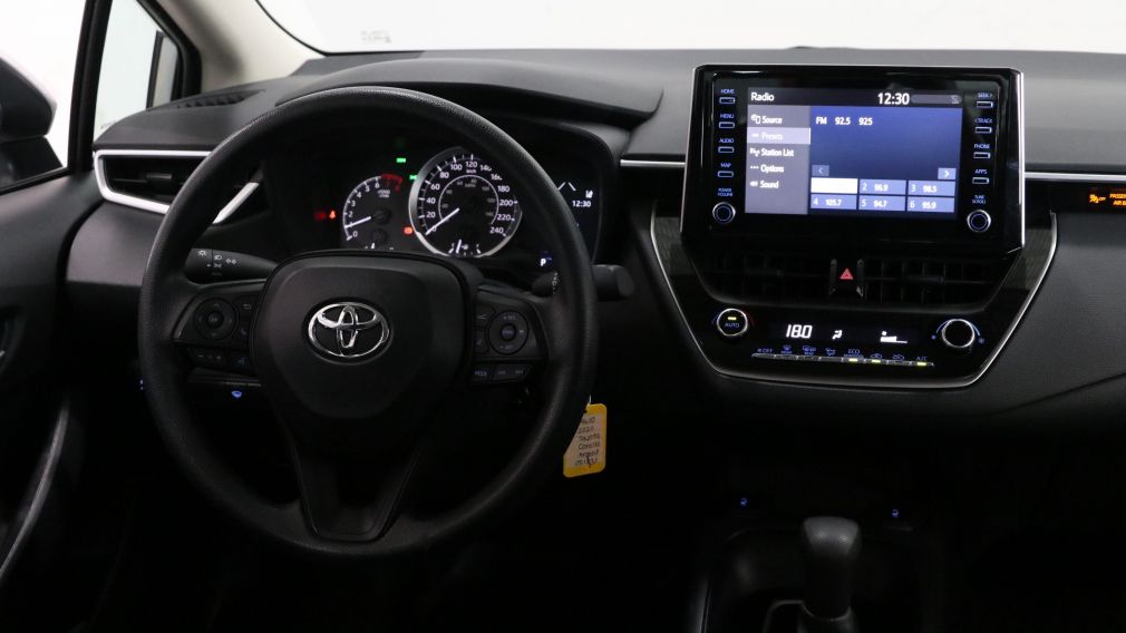 2020 Toyota Corolla LE #25