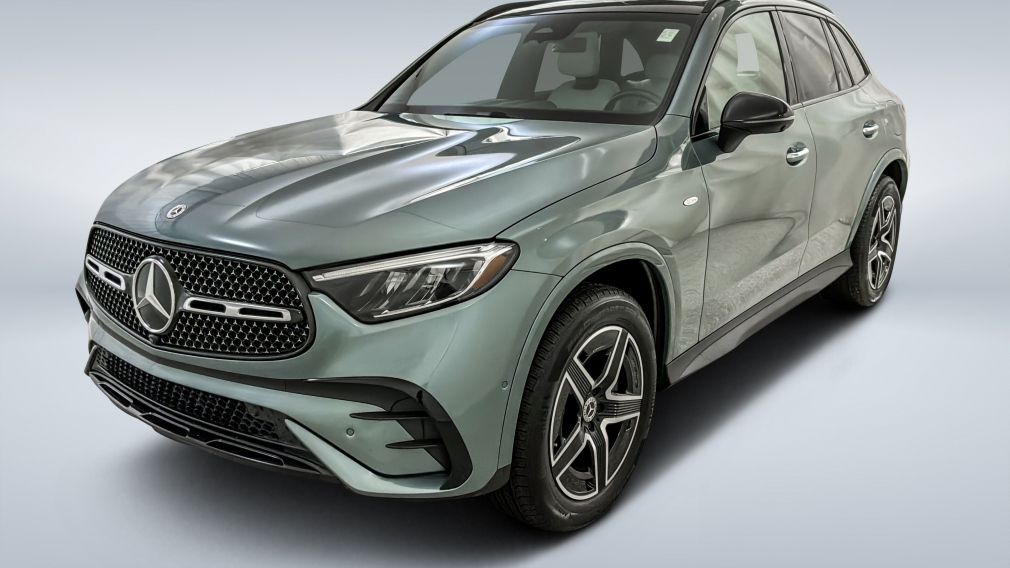 2025 Mercedes Benz GLC — photo 7