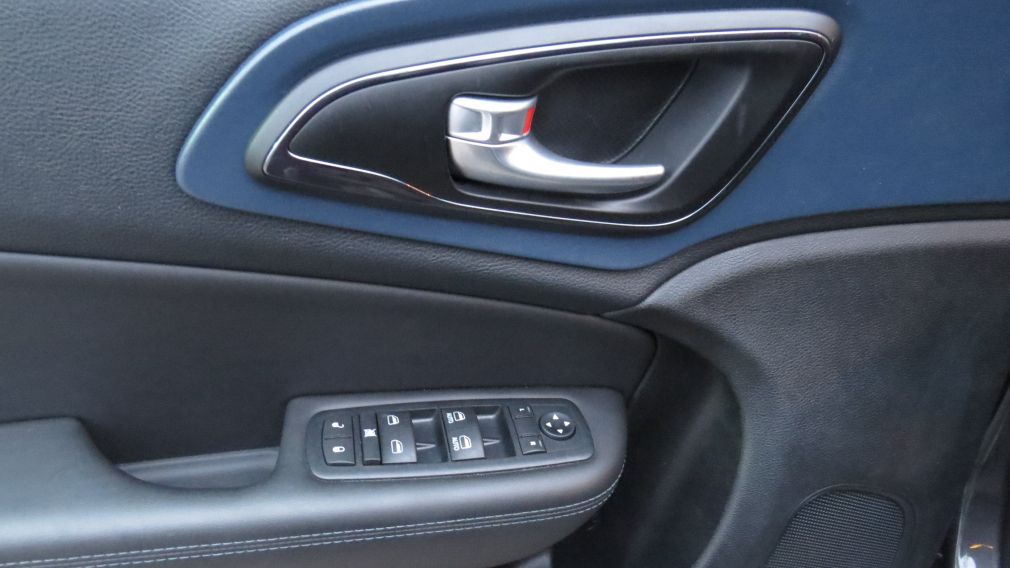 2015 Chrysler 200 S CUIR,MAGS,CAMERA RECUL,TOIT PANO,NAVI,GR ELECTRI #10